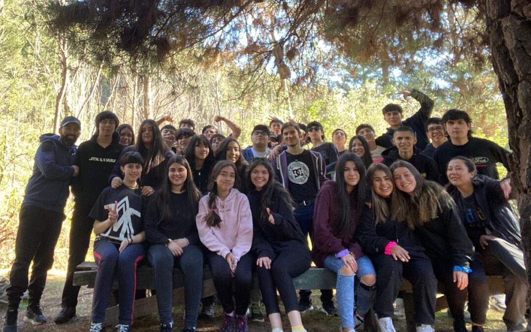 ESTUDIANTES DE 4° MEDIO A