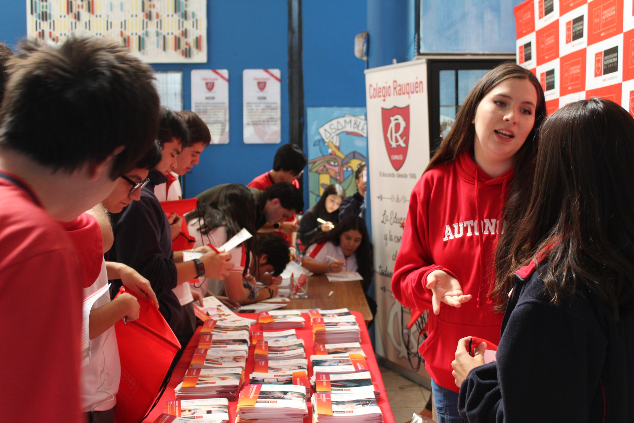 ACOMPAÑANDO A NUESTROS ALUMNOS  EN EL CAMINO VOCACIONAL