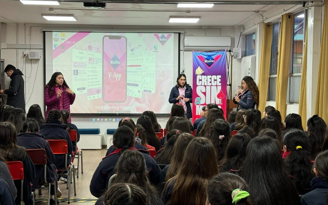 ACOMPAÑANDO A NUESTRAS ALUMNAS EN CADA ETAPA DE SU CRECIMIENTO