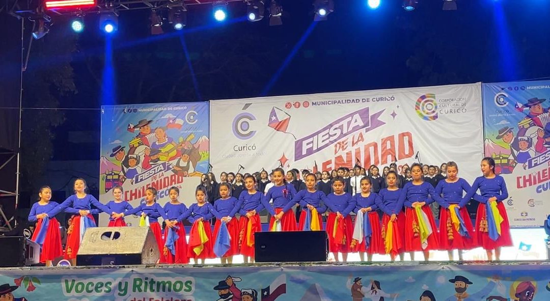 NUESTROS NIÑOS Y NIÑAS REALIZARON UNA MARAVILLOSA PRESENTACIÓN EN LA FIESTA DE LA CHILENIDAD